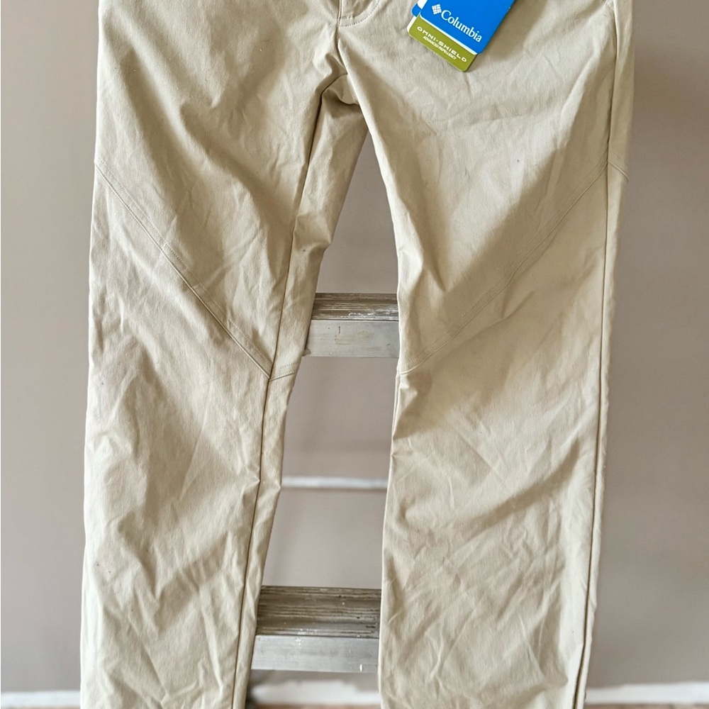 Columbia Women's Tan Chinos